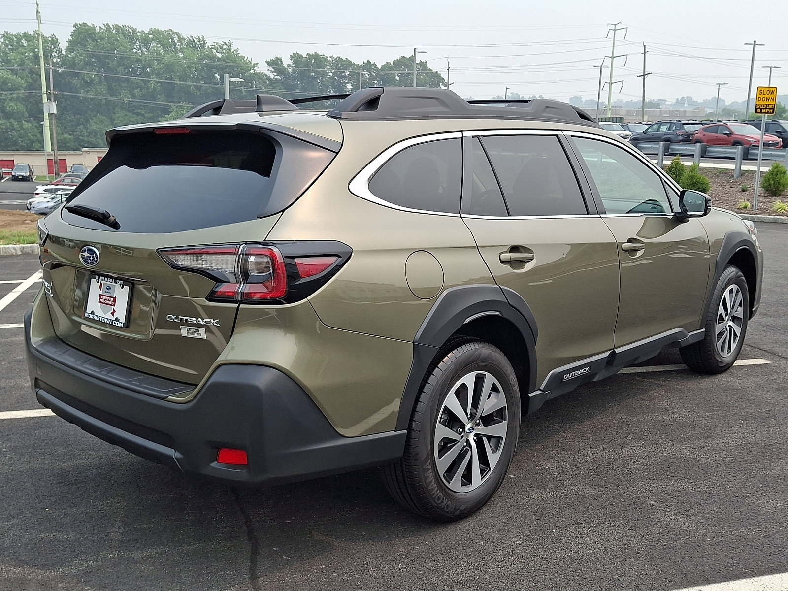 Certified 2025 Subaru Outback Premium AWD/4WD image 6