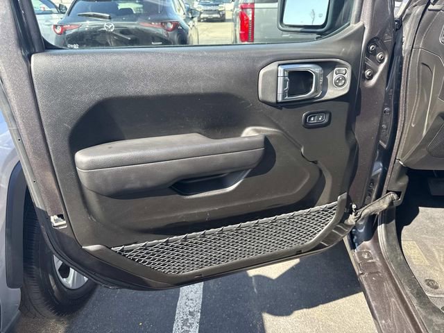 Used 2025 Jeep Wrangler Unlimited Sport AWD/4WD image 21