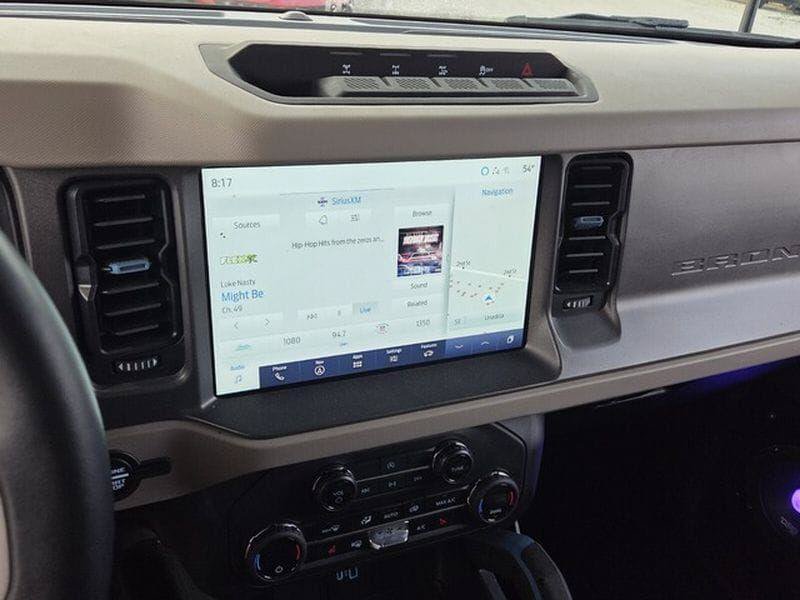 Used 2024 Ford Bronco Wildtrak AWD/4WD image 14