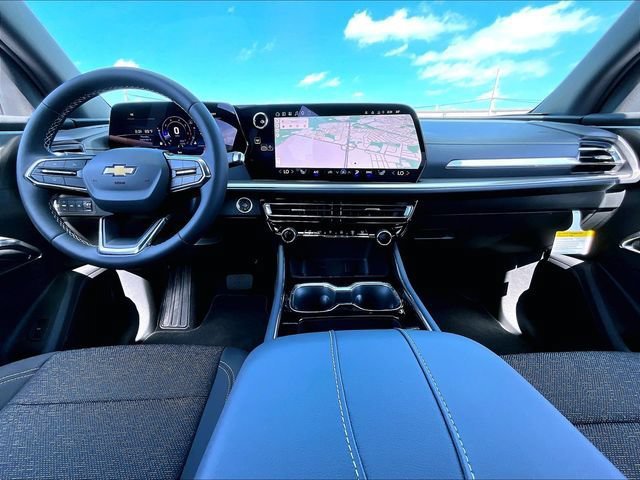 New 2027 Chevrolet Traverse LT w/ Driver Confidence Package AWD/4WD image 11