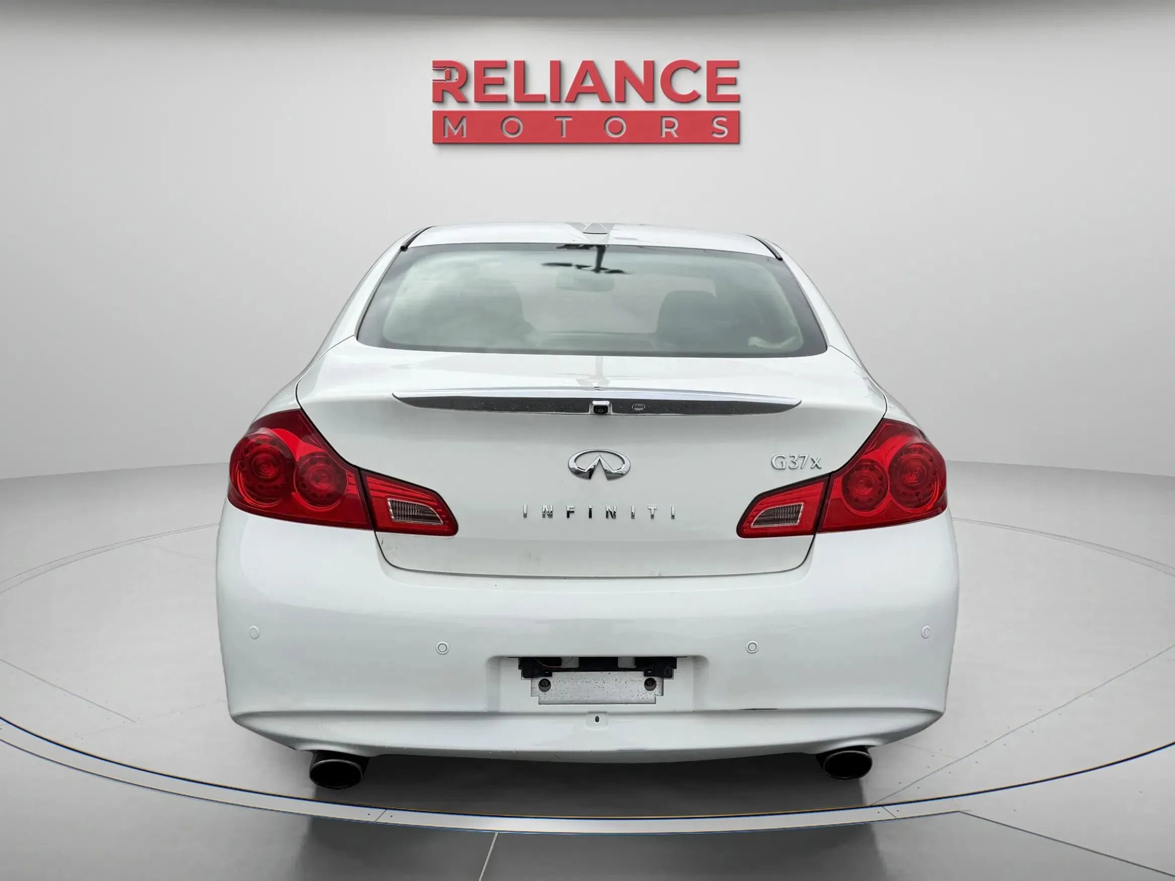 Used 2013 INFINITI G37 x Sedan w/ Premium Pkg image 5