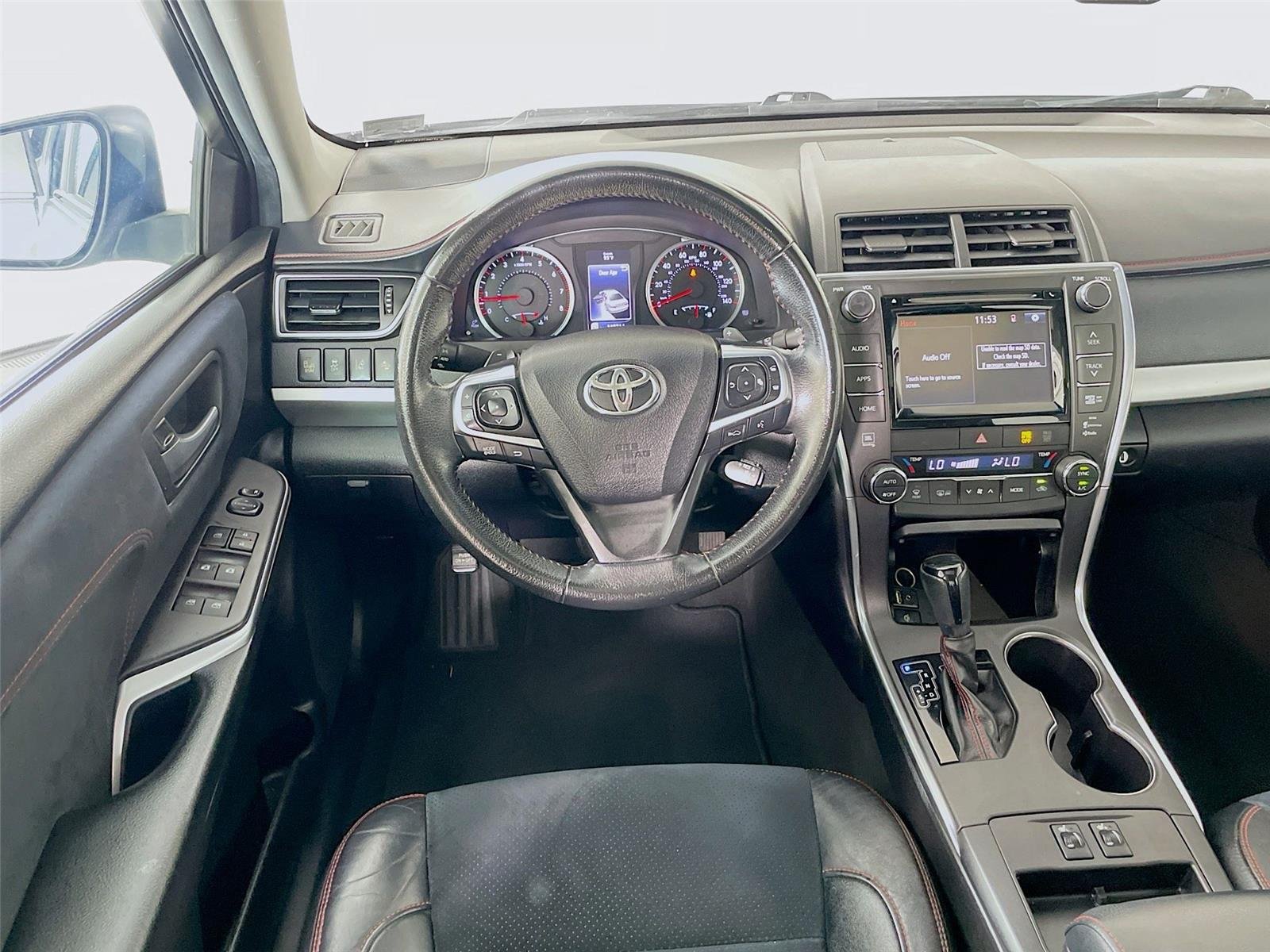 Used 2015 Toyota Camry XSE w/ Advanced Technology Package FWD image 24