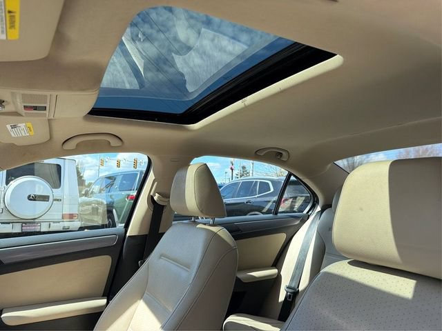 Used 2015 Volkswagen Jetta TDI S FWD image 19