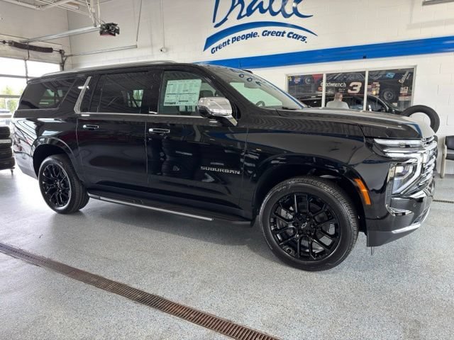 New 2026 Chevrolet Suburban Premier w/ Sun And Tow Package AWD/4WD image 13