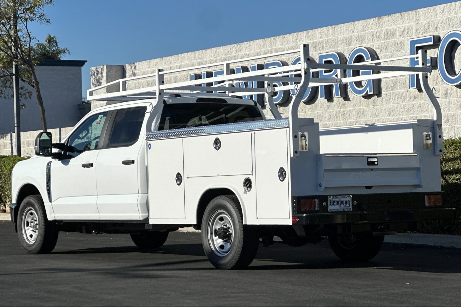 New 2026 Ford F350 XL w/ XL Chrome Package RWD image 6