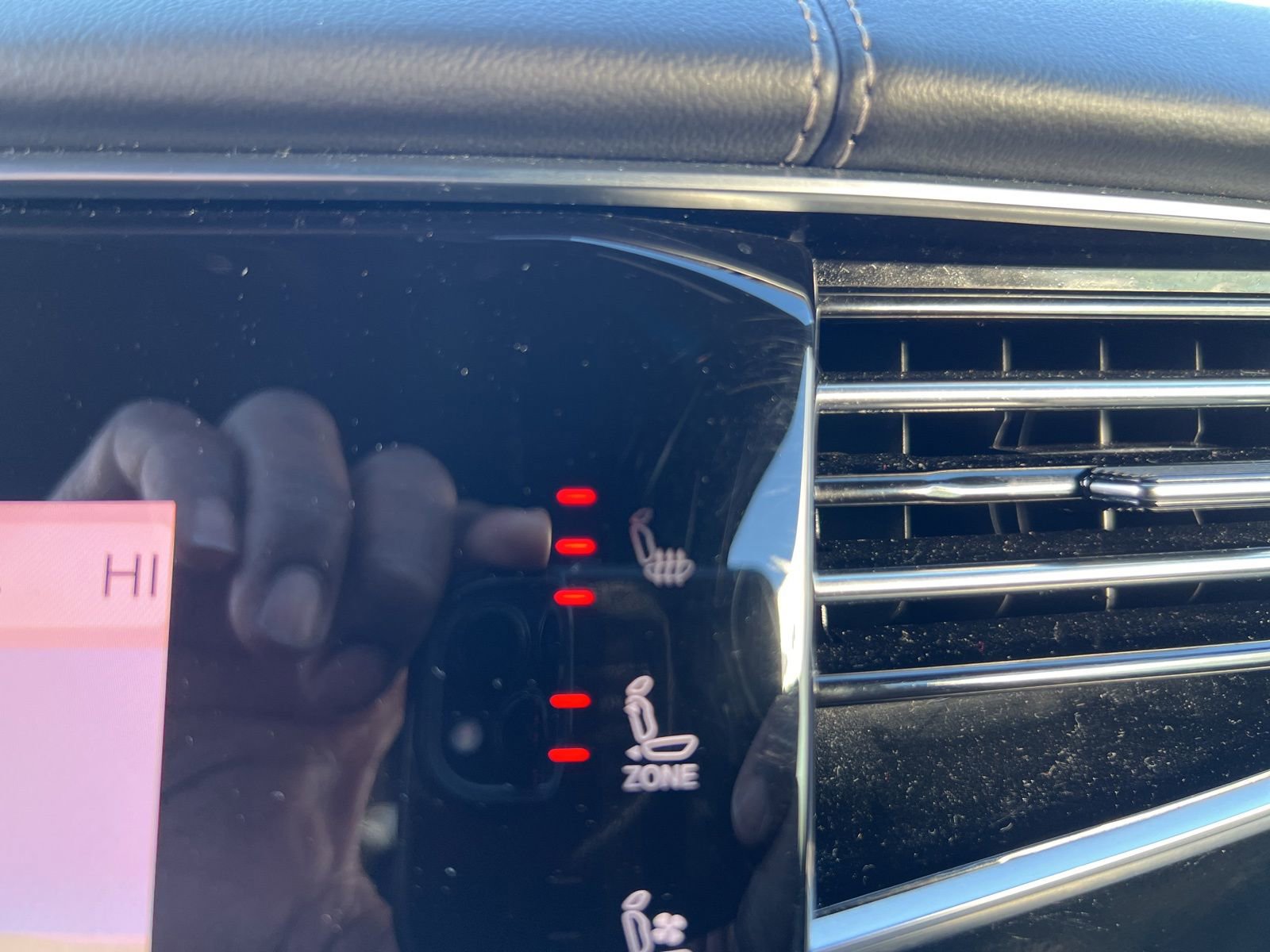 Used 2022 Jeep Wagoneer Series III w/ Flexible Seating Group image 21