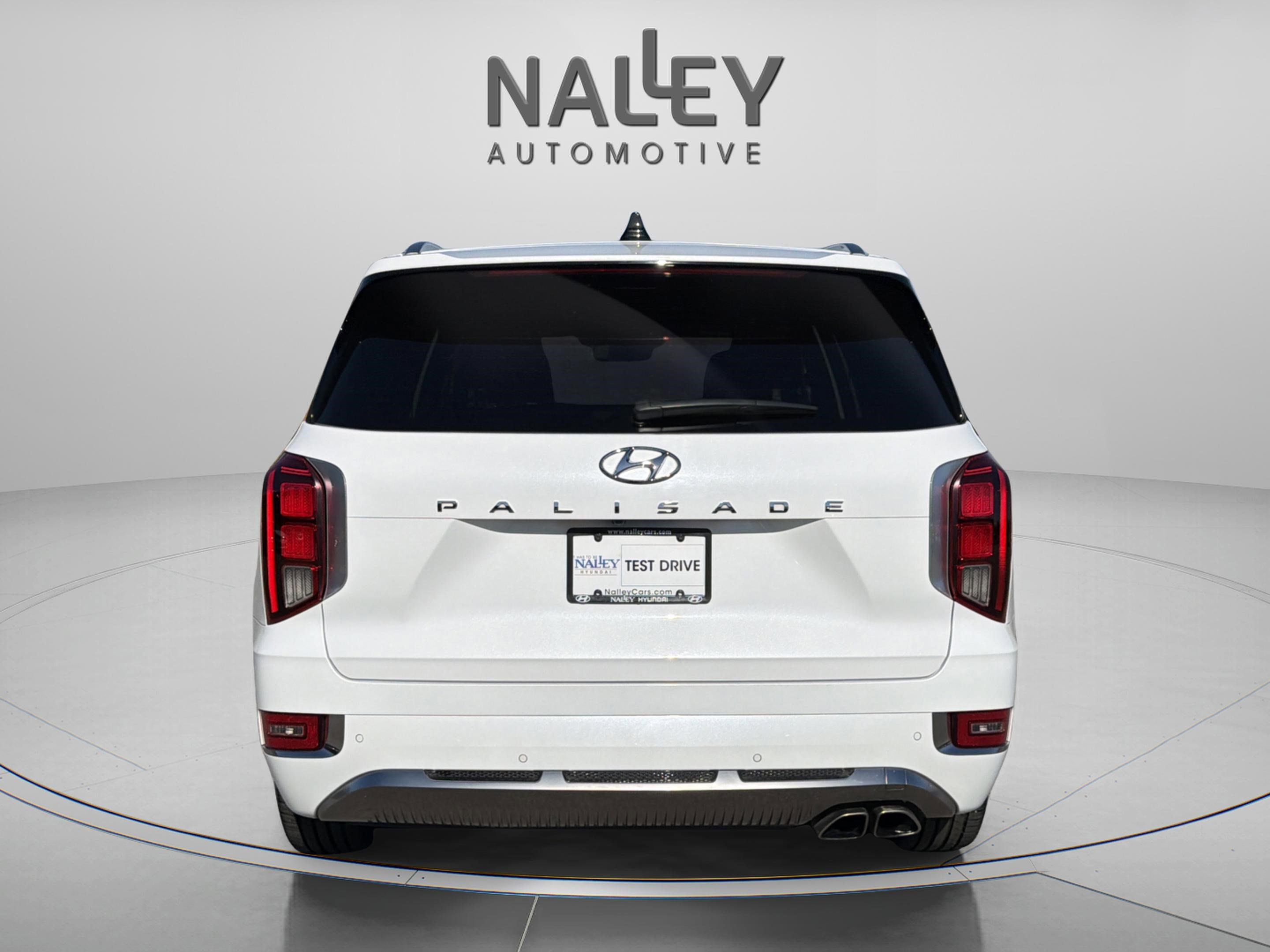 Used 2022 Hyundai Palisade Calligraphy image 6