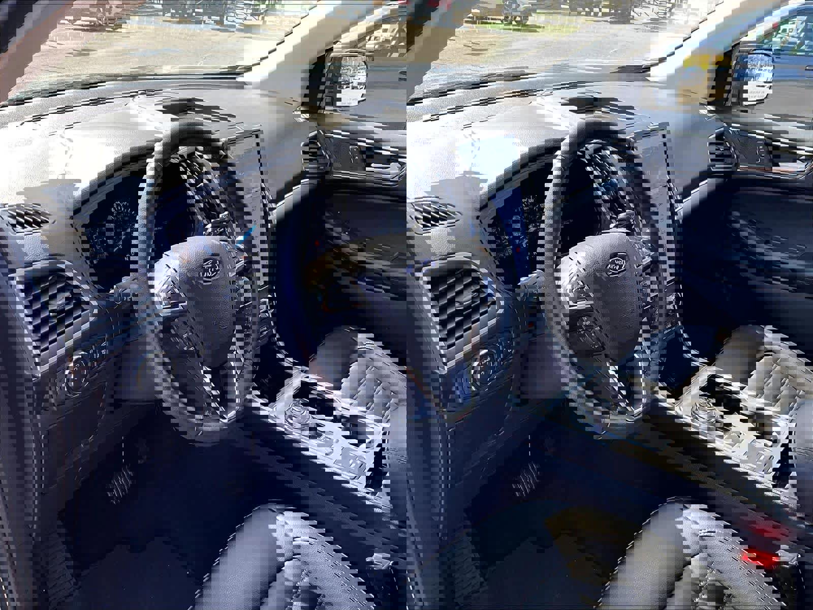 Used 2022 Ford Edge SEL w/ Convenience Package image 8