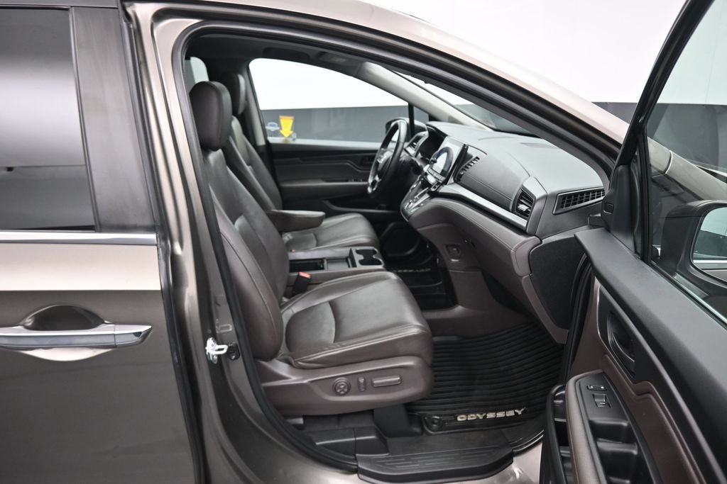 Used 2023 Honda Odyssey EX-L image 55