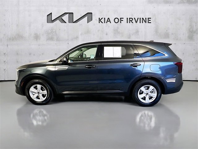 Certified 2024 Kia Sorento LX image 5