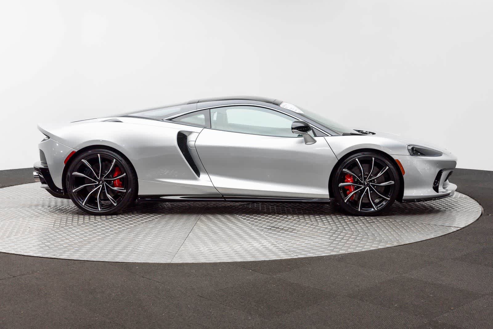 Used 2025 McLaren GTS RWD image 46
