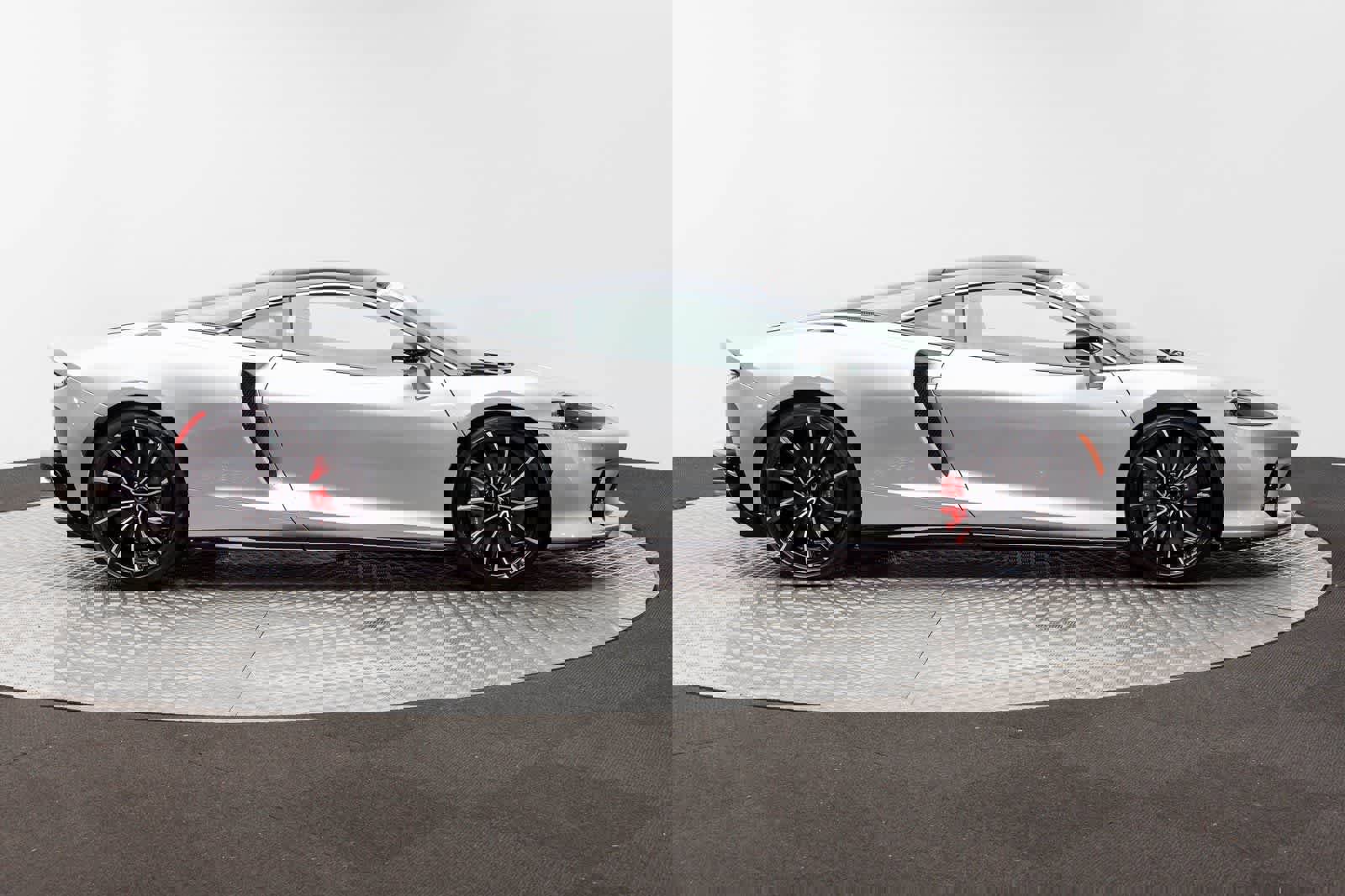 Used 2025 McLaren GTS RWD image 46