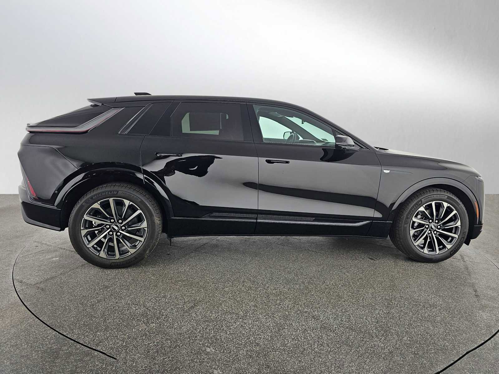 New 2026 Cadillac Lyriq Sport image 2