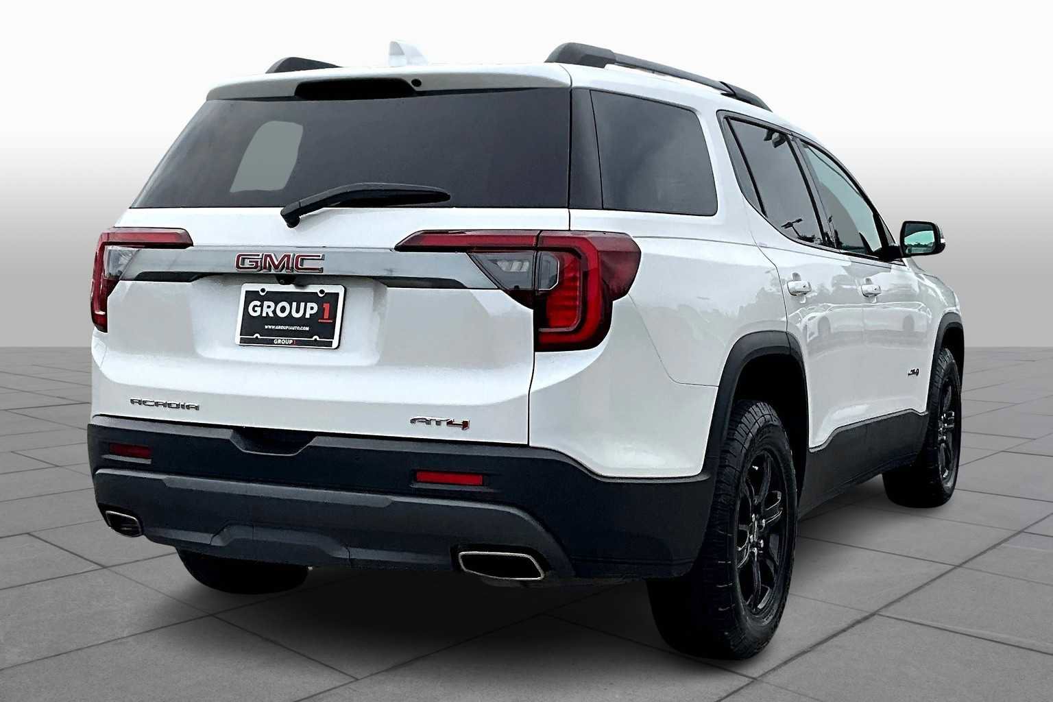 Certified 2022 GMC Acadia AT4 image 12