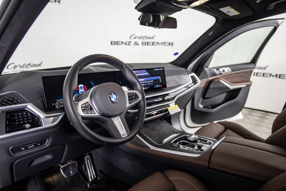 Used 2026 BMW X7 xDrive40i w/ M Sport Package AWD/4WD image 27