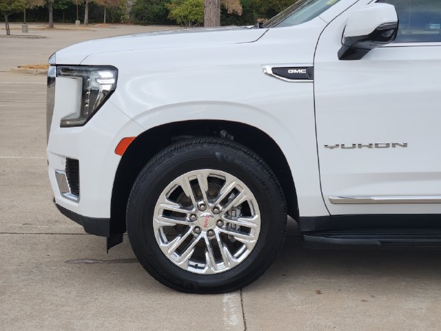 Used 2021 GMC Yukon XL SLT w/ SLT Luxury Plus Package AWD/4WD image 8