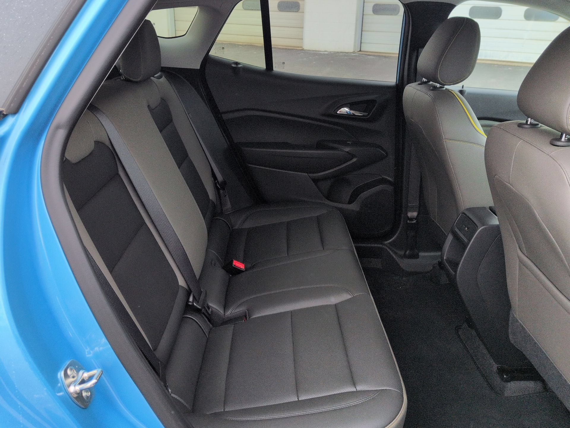 Used 2025 Chevrolet Trax ACTIV FWD image 26