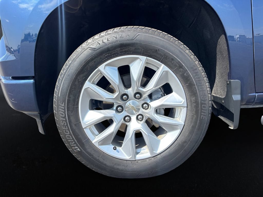Certified 2023 Chevrolet Silverado 1500 Custom AWD/4WD image 9