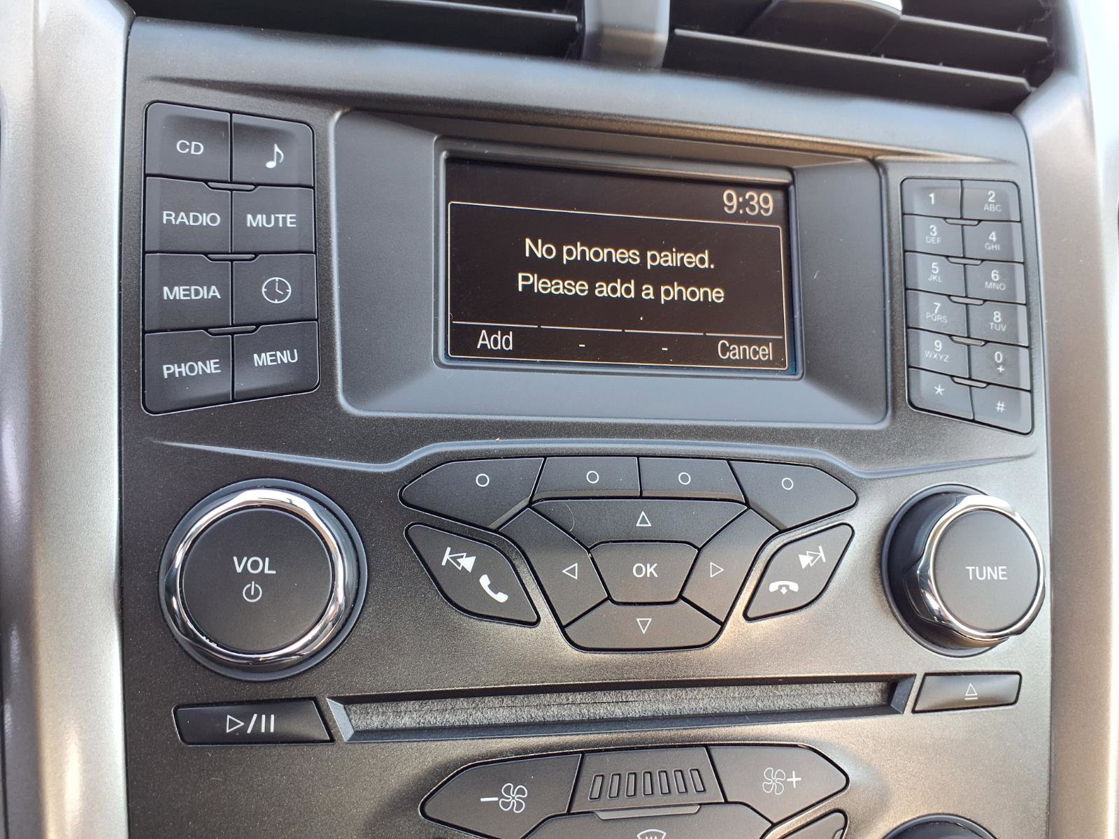 Used 2018 Ford Fusion S FWD image 6