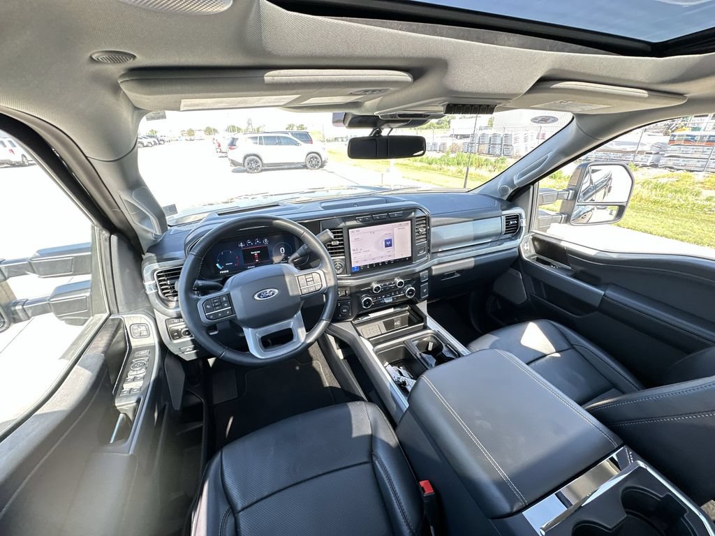 Used 2024 Ford F250 Lariat w/ Lariat Ultimate Package AWD/4WD image 21