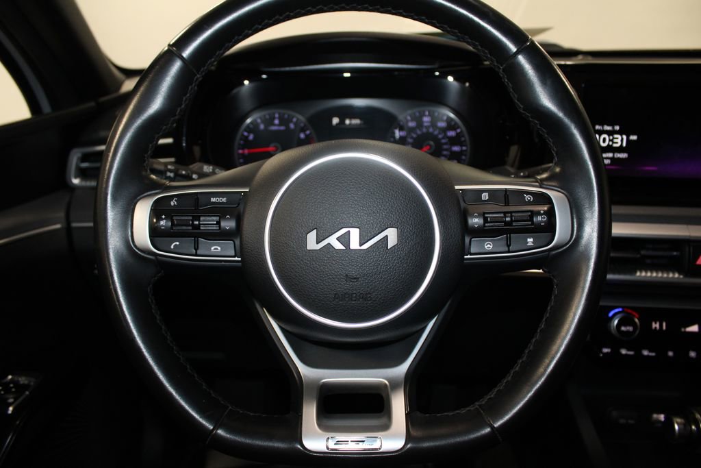 Used 2023 Kia K5 GT-Line image 34