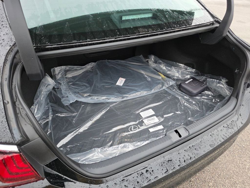 New 2025 Lexus ES 350 Luxury image 18