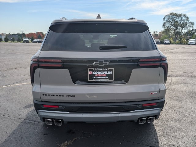 New 2027 Chevrolet Traverse Z71 w/ Enhanced Driving Package AWD/4WD image 6