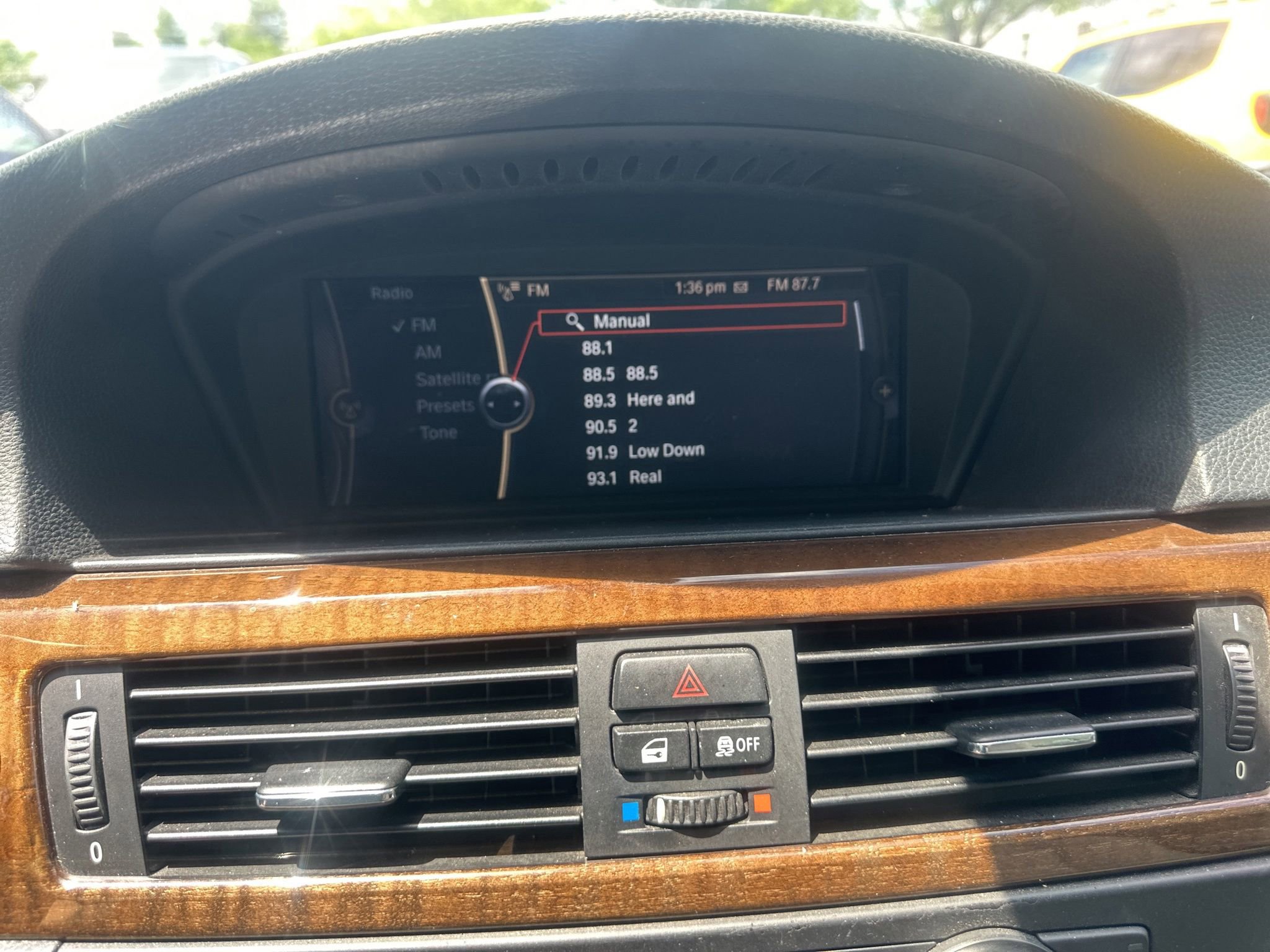 Used 2013 BMW 328i Convertible RWD image 15