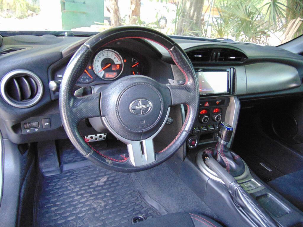 Used 2013 Scion FR-S 10 Series image 13