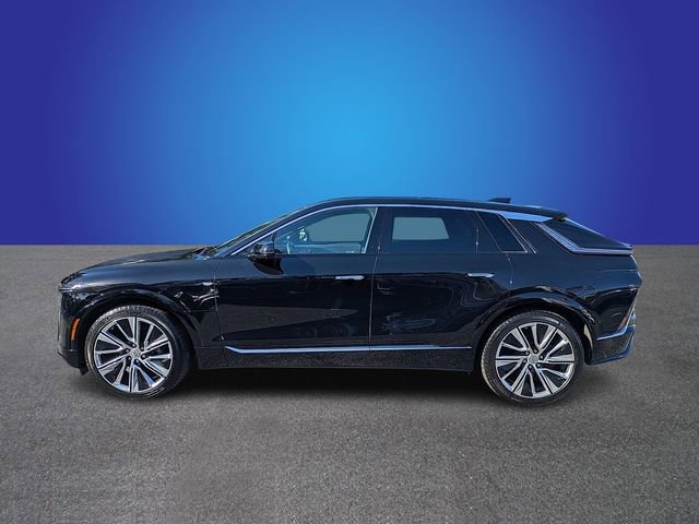 Certified 2024 Cadillac Lyriq Luxury w/ LPO, Floor Liner Package image 2