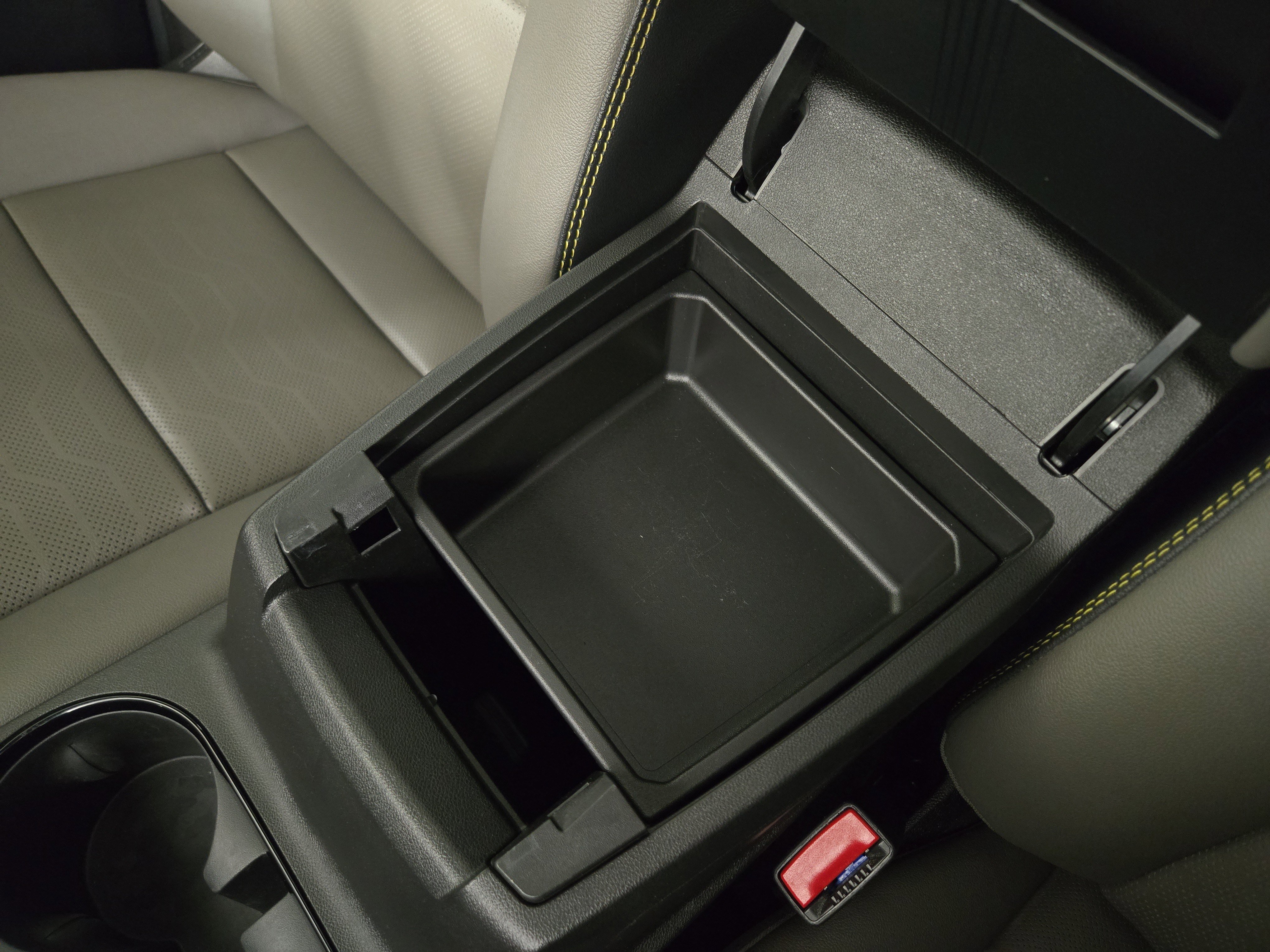 Certified 2024 Chevrolet Colorado ZR2 w/ ZR2 Convenience Package III image 31