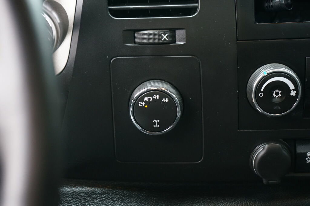 Used 2013 Chevrolet Silverado 1500 LT image 15