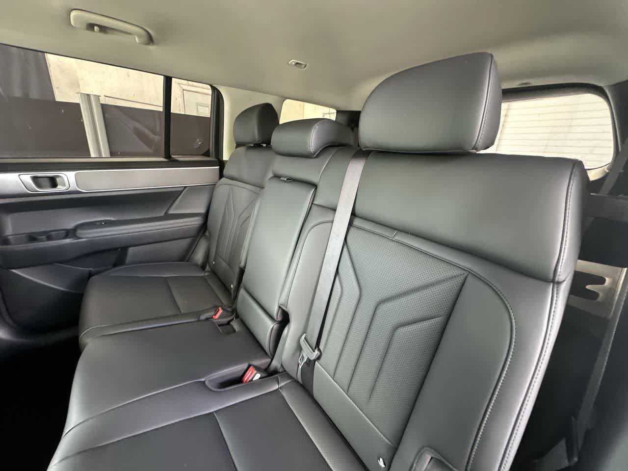 New 2027 Hyundai Santa Fe SEL FWD image 22