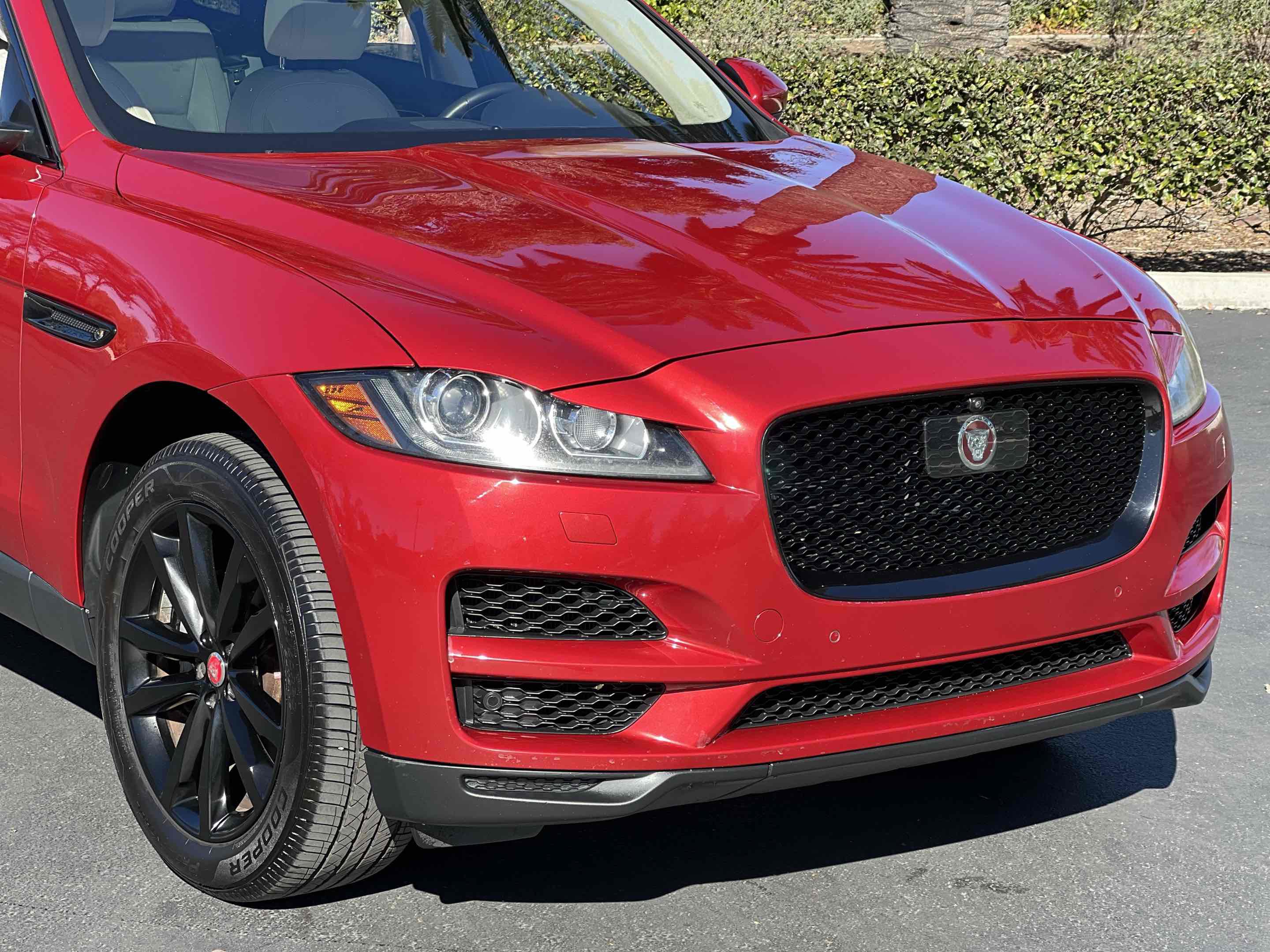 Used 2019 Jaguar F-PACE Prestige image 56