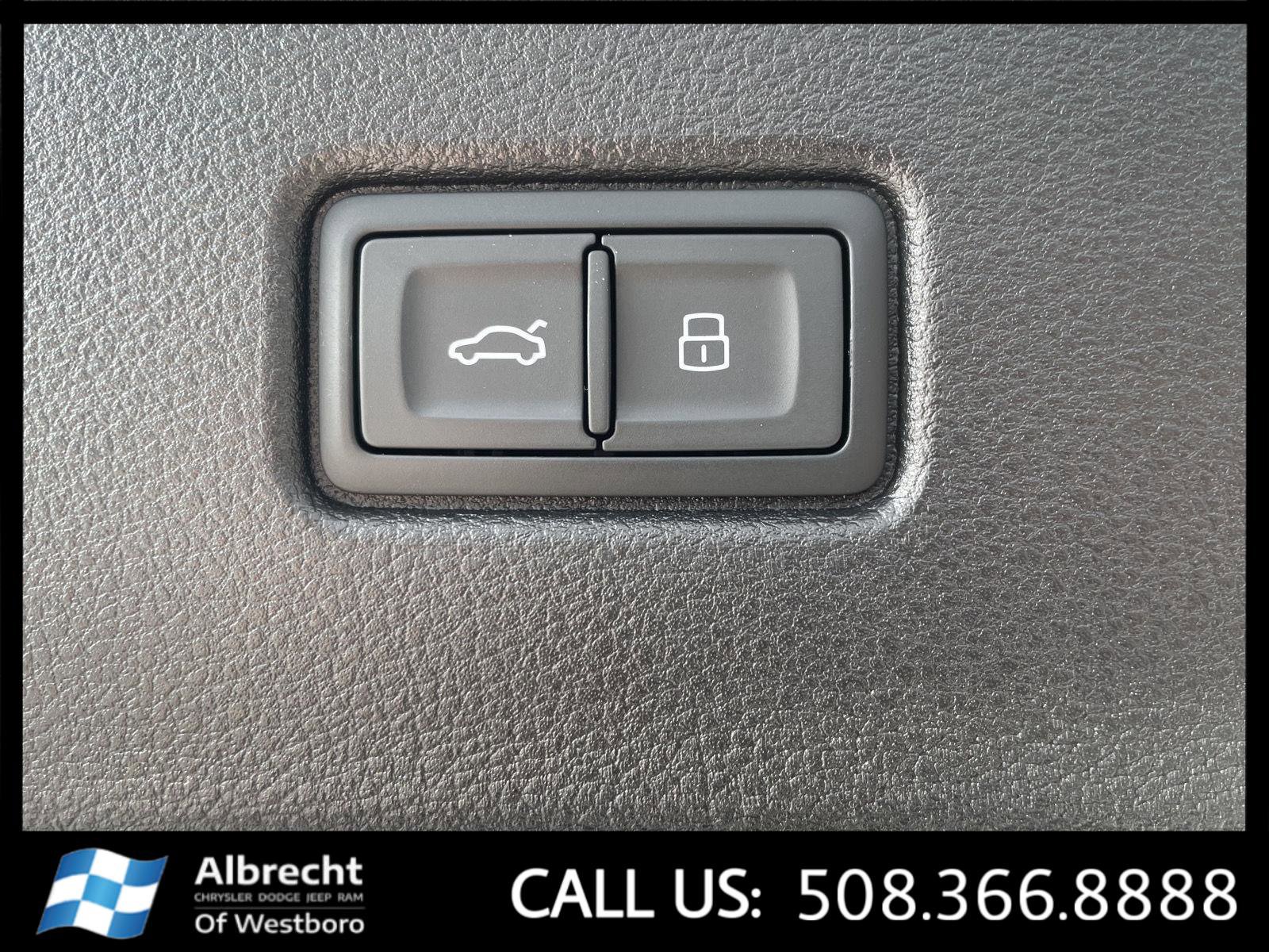 Used 2022 Audi Q5 2.0T Prestige image 16