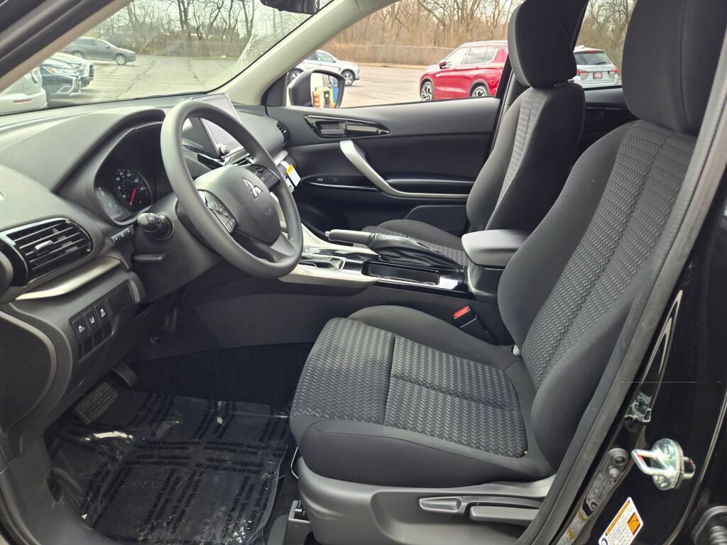 New 2026 Mitsubishi Eclipse Cross LE AWD/4WD image 14