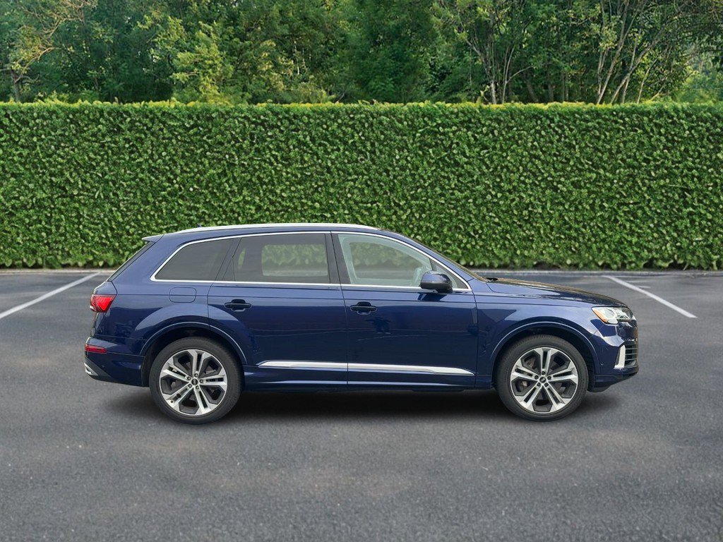 Used 2021 Audi Q7 3.0T Premium Plus image 2