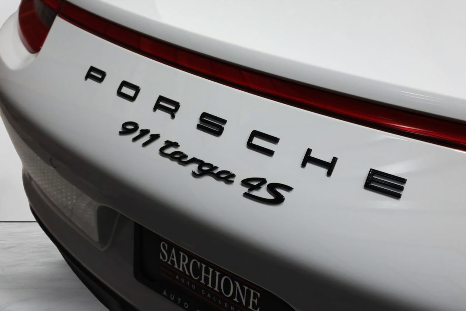 Used 2018 Porsche 911 Targa 4S image 15