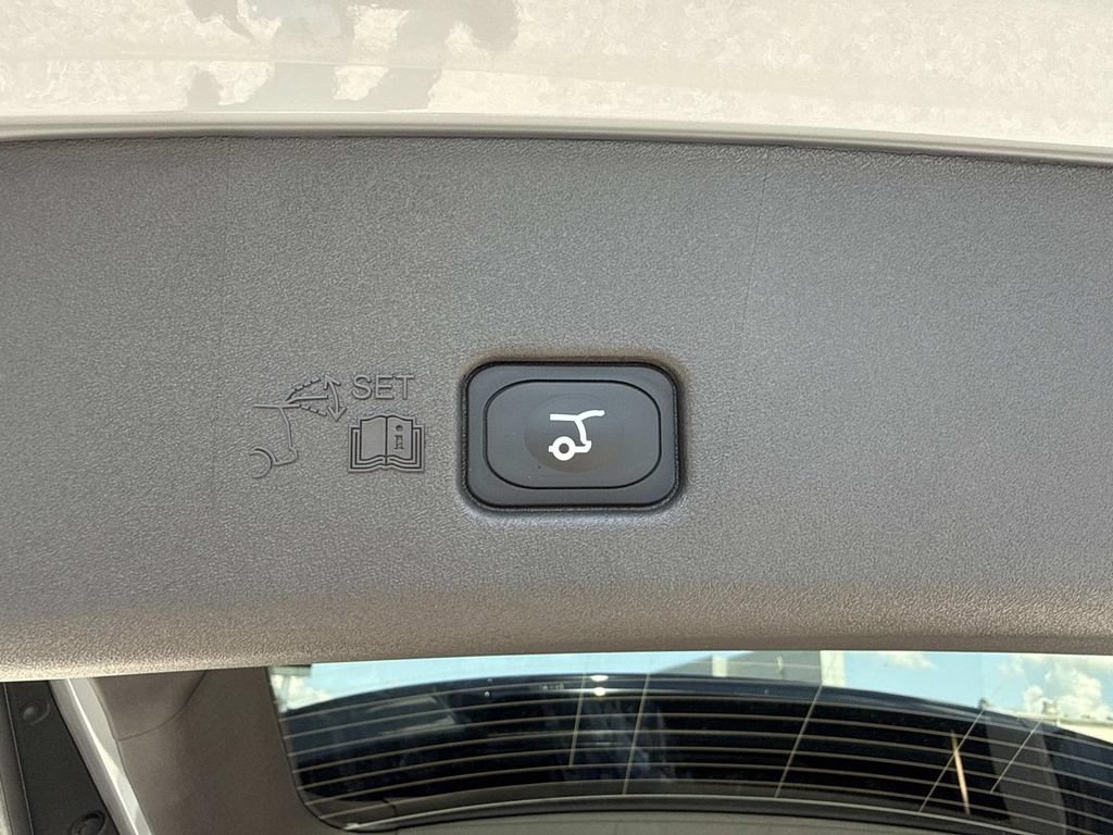 New 2026 Lincoln Nautilus Black Label AWD/4WD image 12