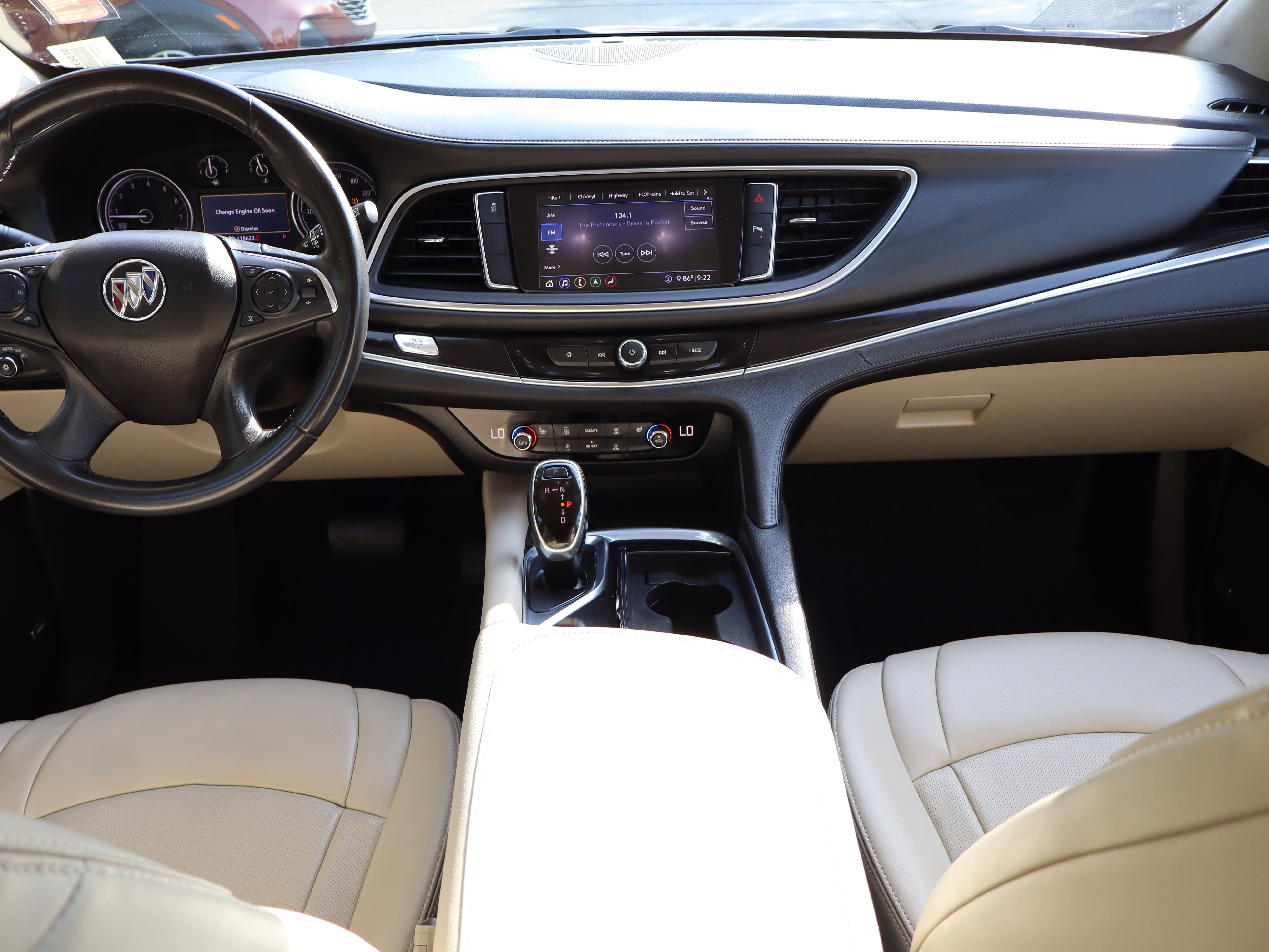 Used 2020 Buick Enclave Essence w/ Sound and Sites Package FWD image 24