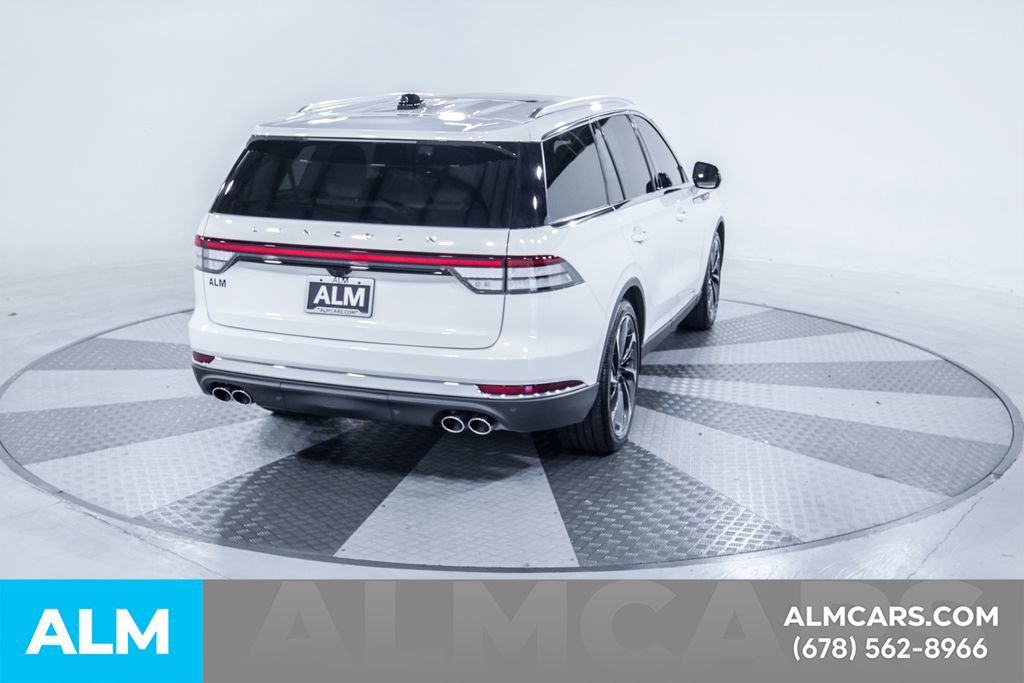 Used 2025 Lincoln Aviator Reserve w/ Equipment Group 201A AWD/4WD image 9