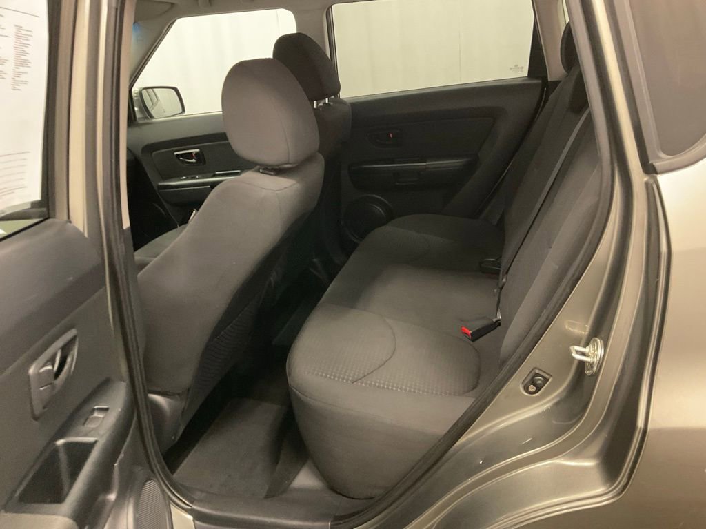 Used 2013 Kia Soul image 29