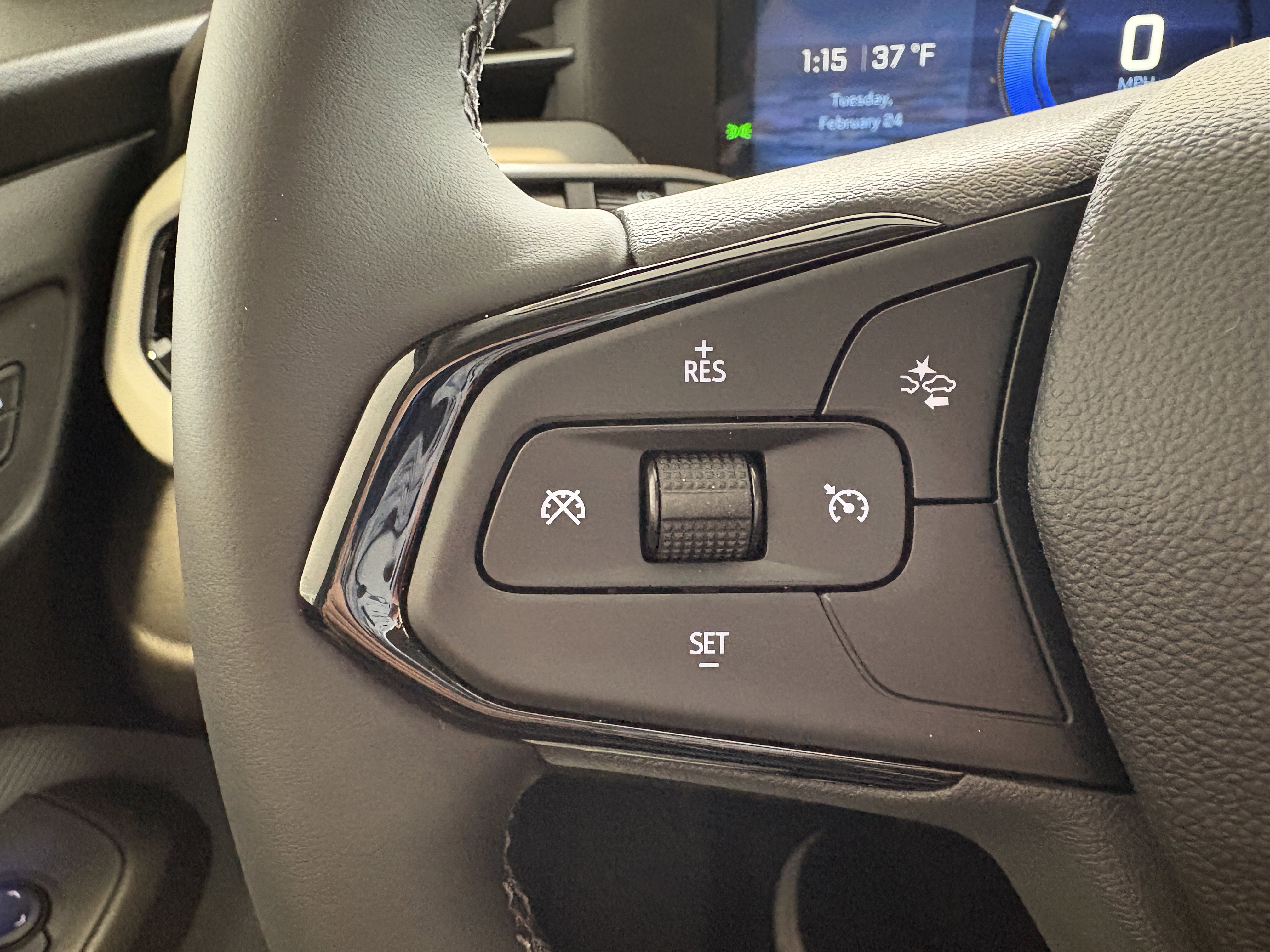 New 2027 Chevrolet Bolt RS w/ Technology Package image 12