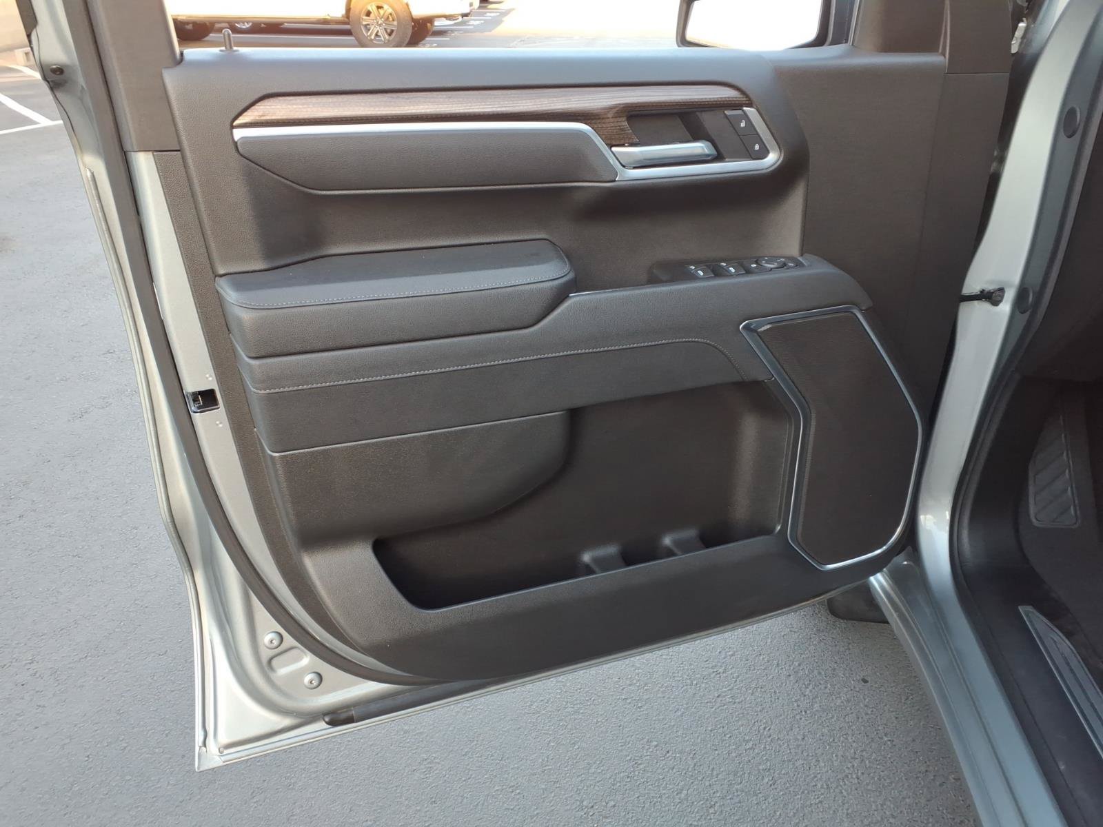 Used 2025 Chevrolet Silverado 1500 LT w/ LPO, Liner Protection Package AWD/4WD image 13