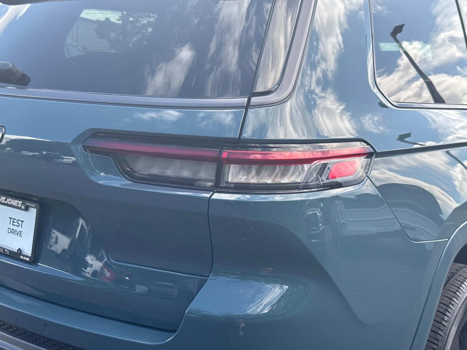 New 2026 Jeep Grand Cherokee L Limited AWD/4WD image 15
