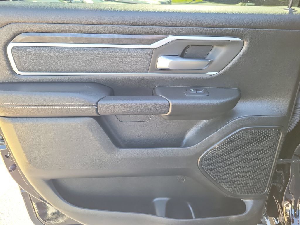 Used 2020 RAM 1500 Big Horn AWD/4WD image 12