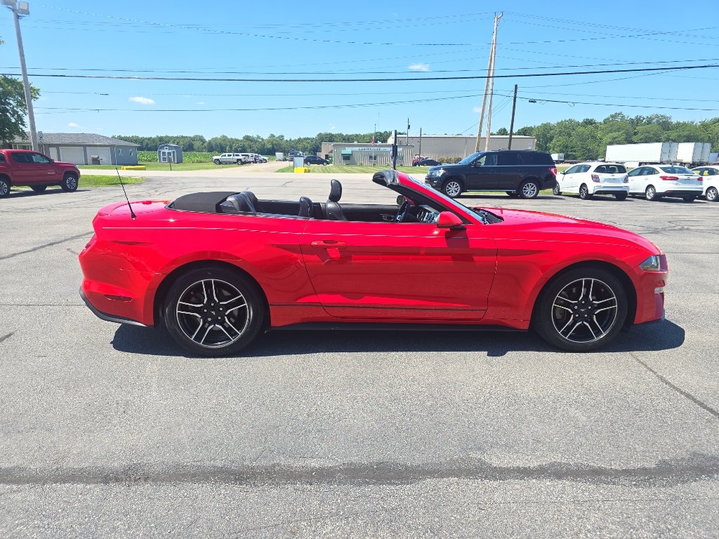 Used 2023 Ford Mustang Premium RWD image 9