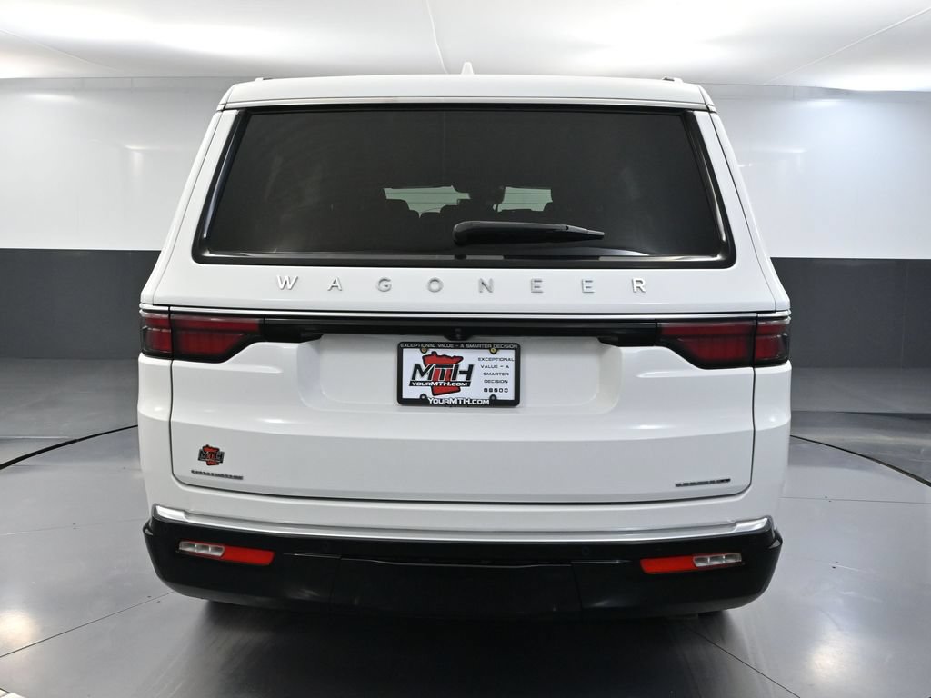 Used 2023 Jeep Wagoneer Series II AWD/4WD image 5