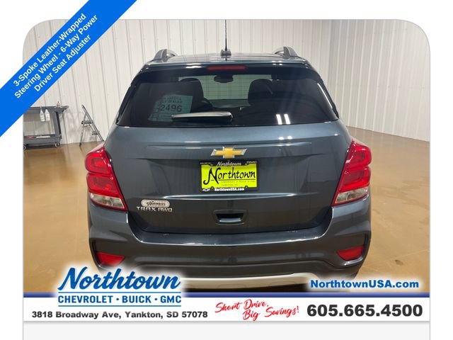Used 2022 Chevrolet Trax LT w/ LT Convenience Package AWD/4WD image 4