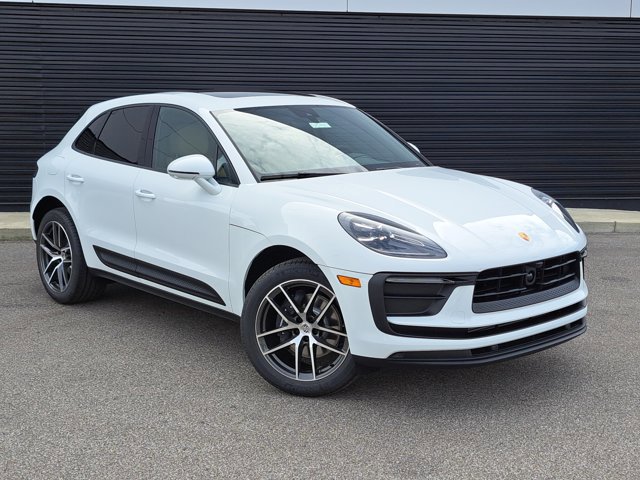 New 2026 Porsche Macan image 9